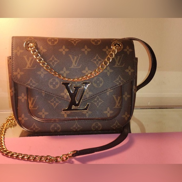 Louis Vuitton Brown and Gold Monogram Shoulder Bag - Picture 1 of 6